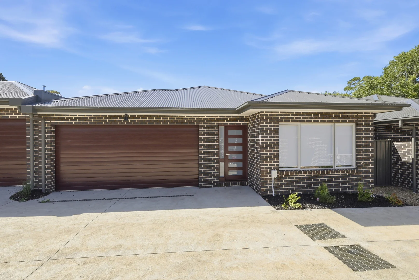 Additional image 3 of 2/10 Garden Place, Romsey VIC 3434
