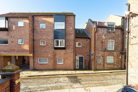 Aldwark, York YO1, Studio for sale