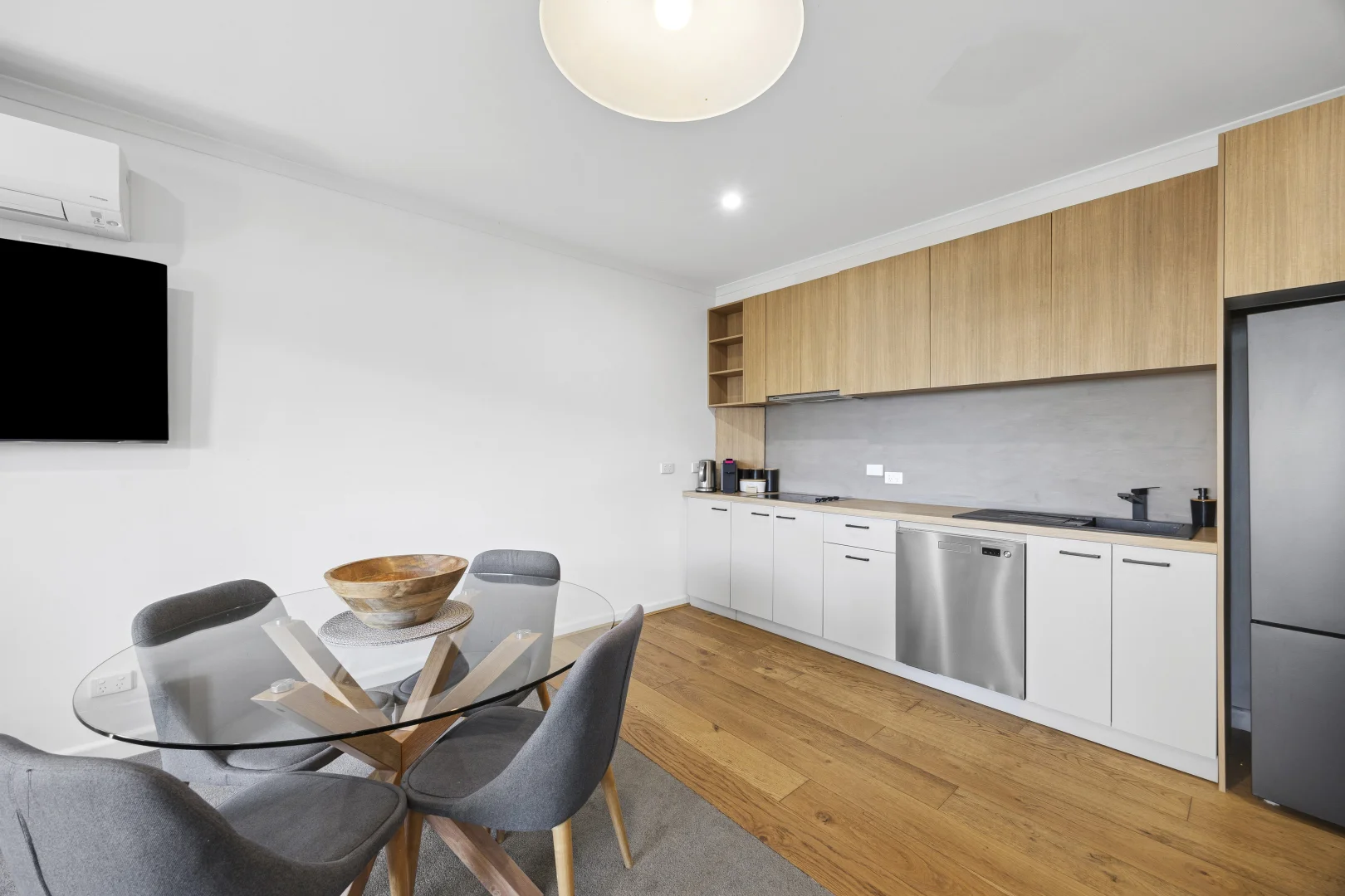 Additional image 3 of F125/148-174 Mountjoy Parade, Lorne VIC 3232