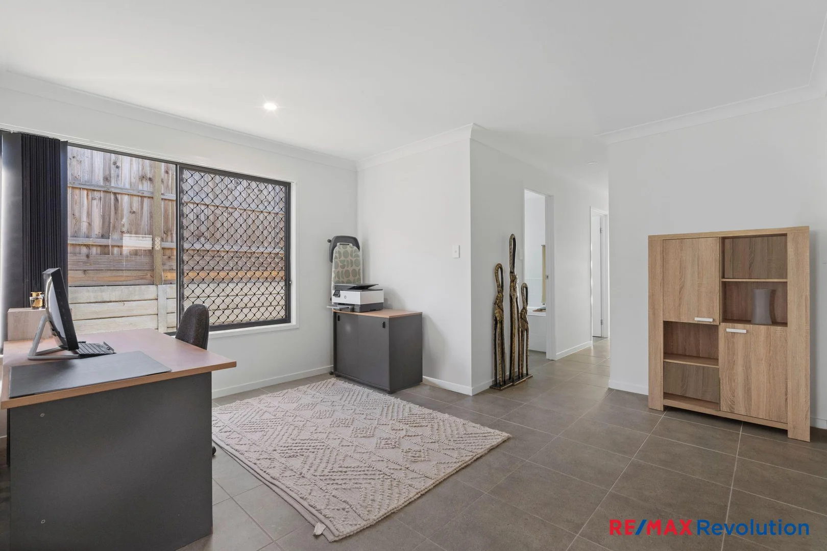 Additional image 9 of 114 Dysart Drive, Holmview QLD 4207