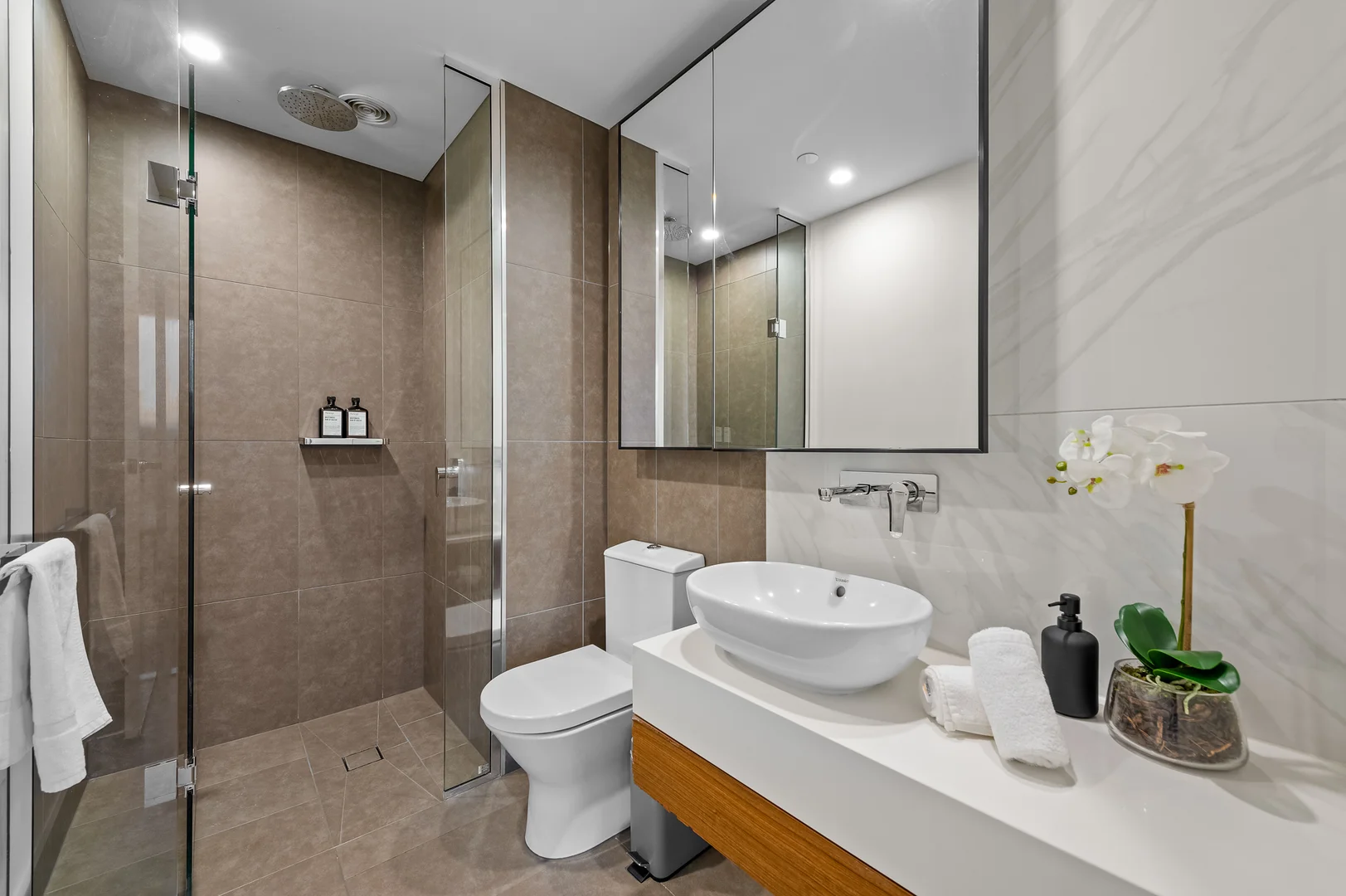 Additional image 4 of 608/555 St Kilda Road, Melbourne VIC 3004