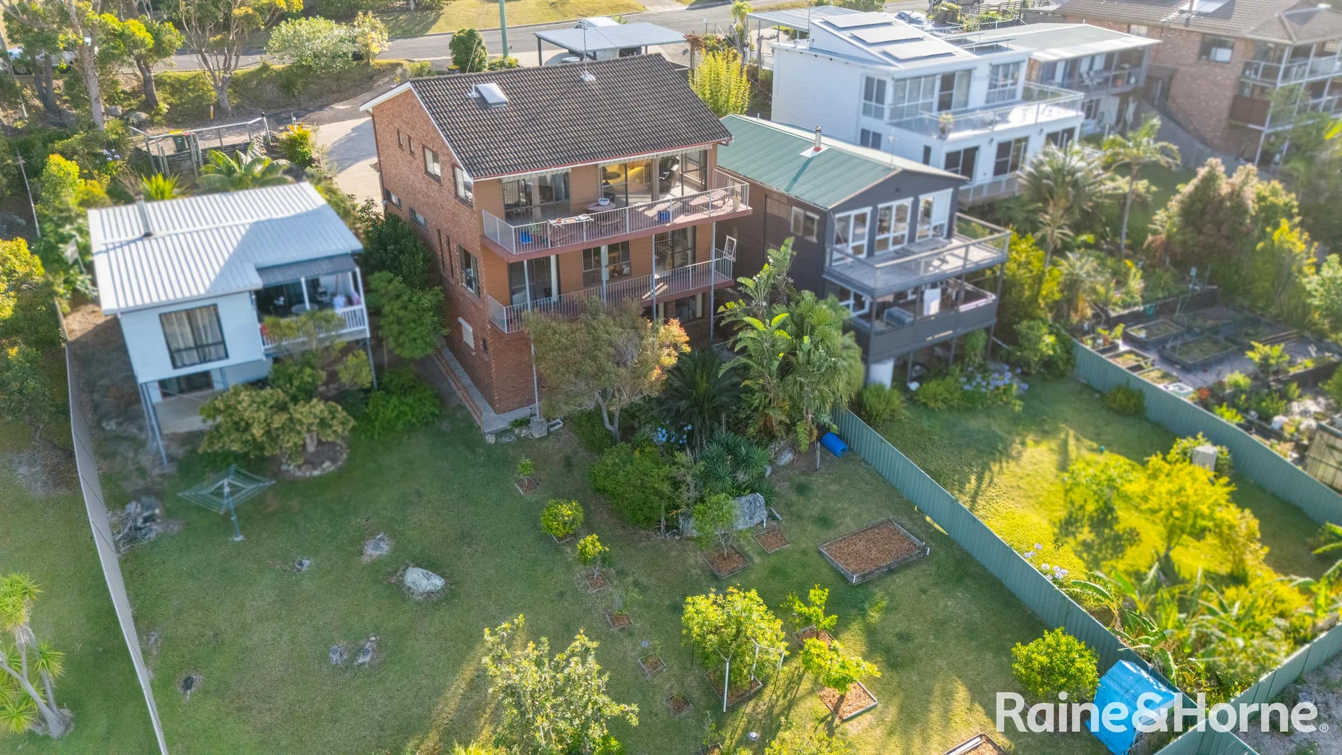 Additional image 29 of 10 Braidwood Avenue, Burrill Lake NSW 2539