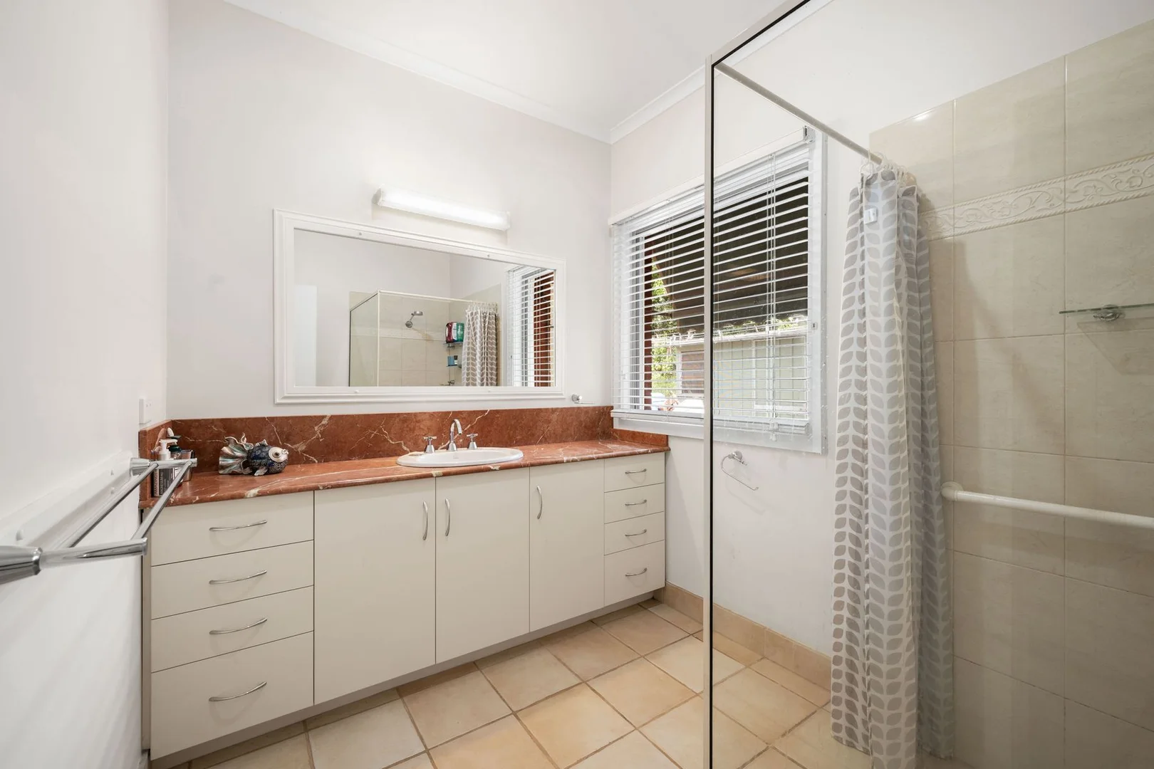 Additional image 10 of 98 Delany Avenue, Bright VIC 3741