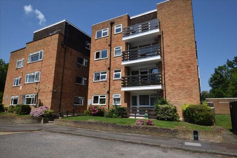 Mentmore Court, September Way, Stanmore HA7