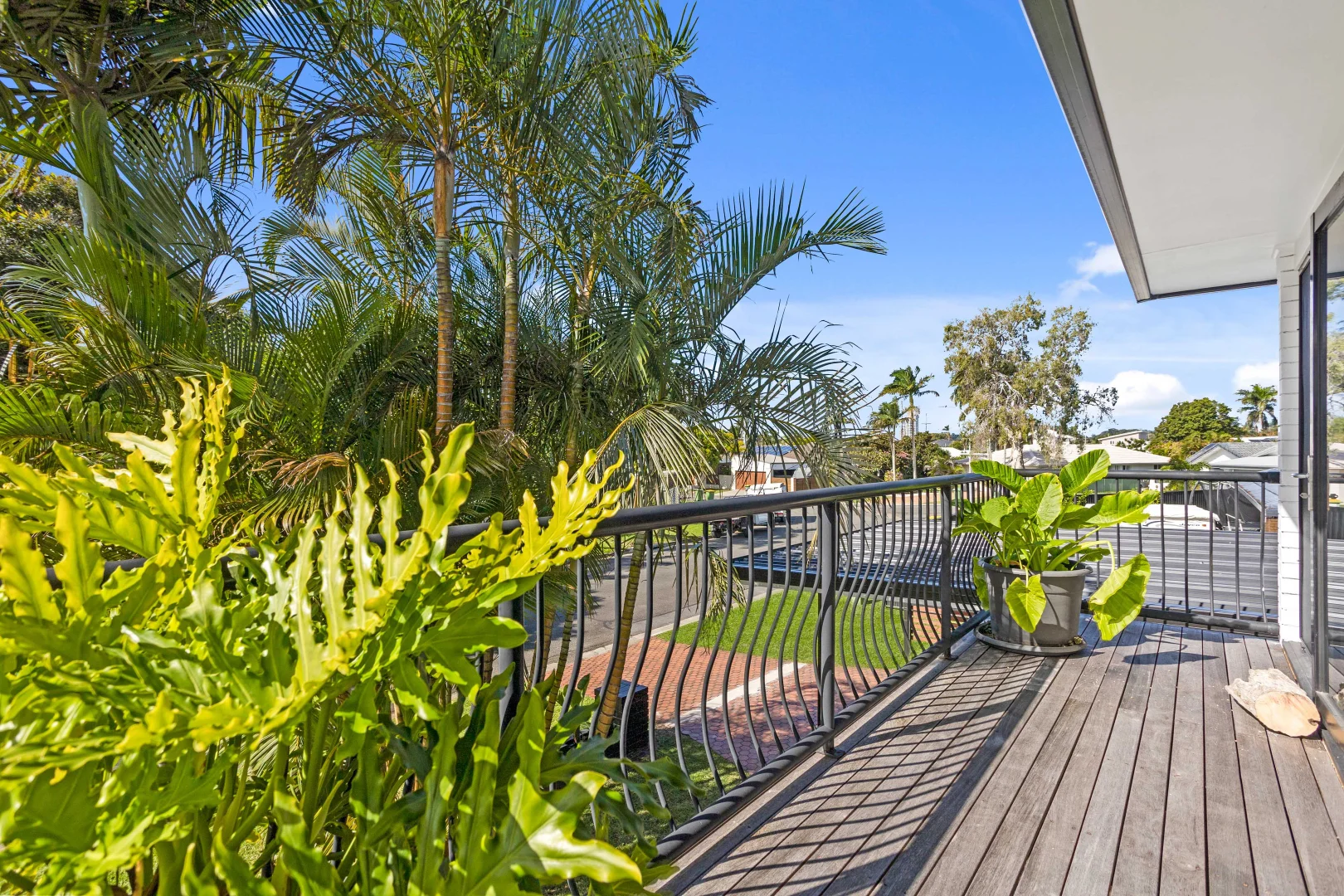 Additional image 3 of 12 Myrtle Court, Palm Beach QLD 4221