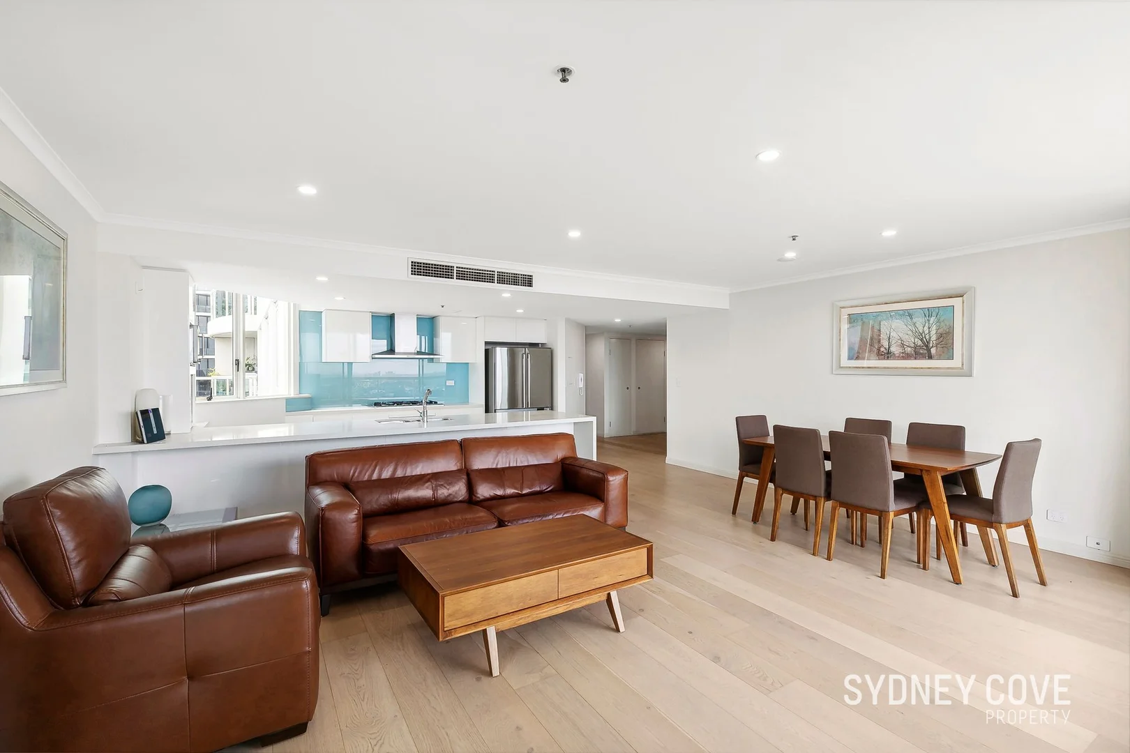 Additional image 4 of 2706/348-352 Sussex Street, Sydney NSW 2000