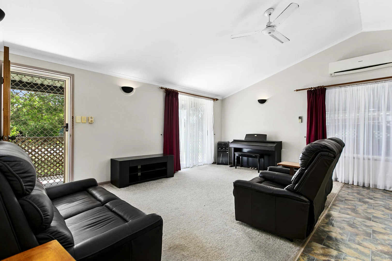 Additional image 7 of 11 Tingira Terrace, Scarness QLD 4655