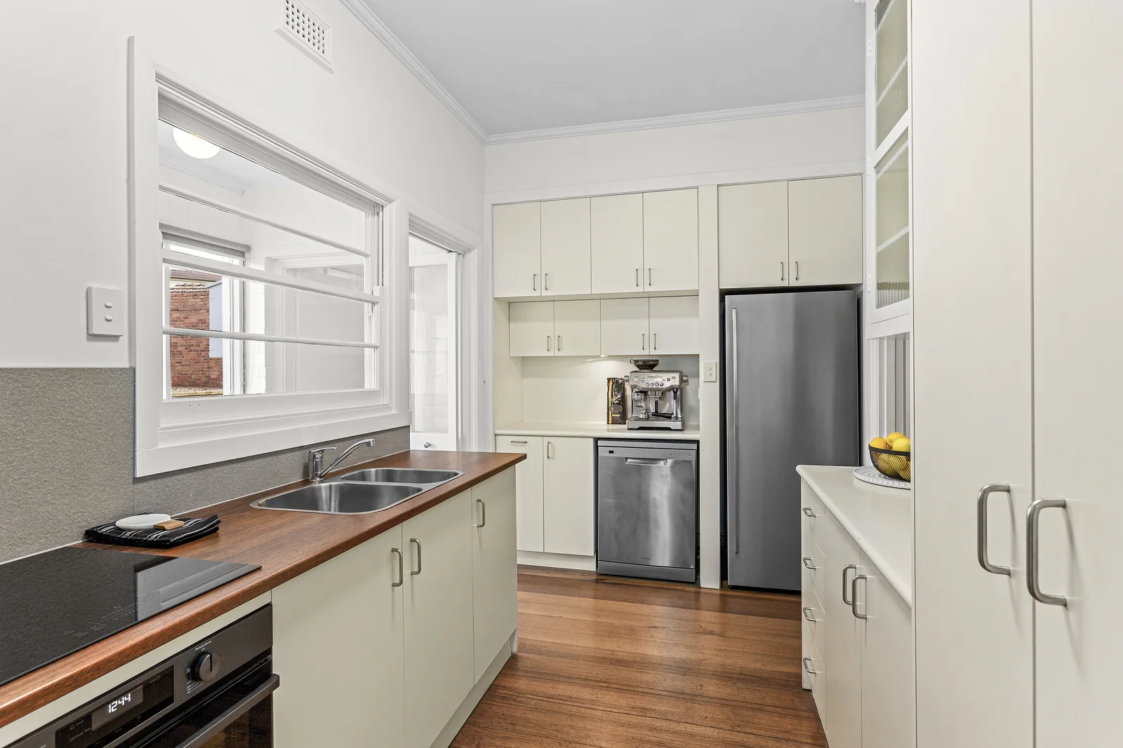 Additional image 7 of 42 Barwon Heads Road, Belmont VIC 3216