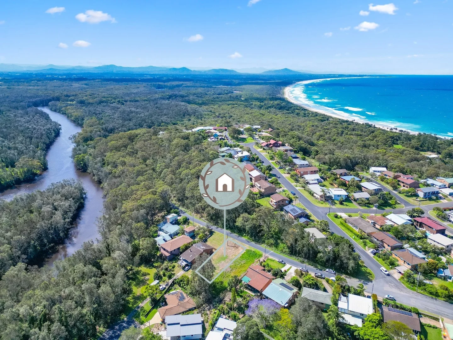 27 South Pacific Drive, Scotts Head NSW 2447