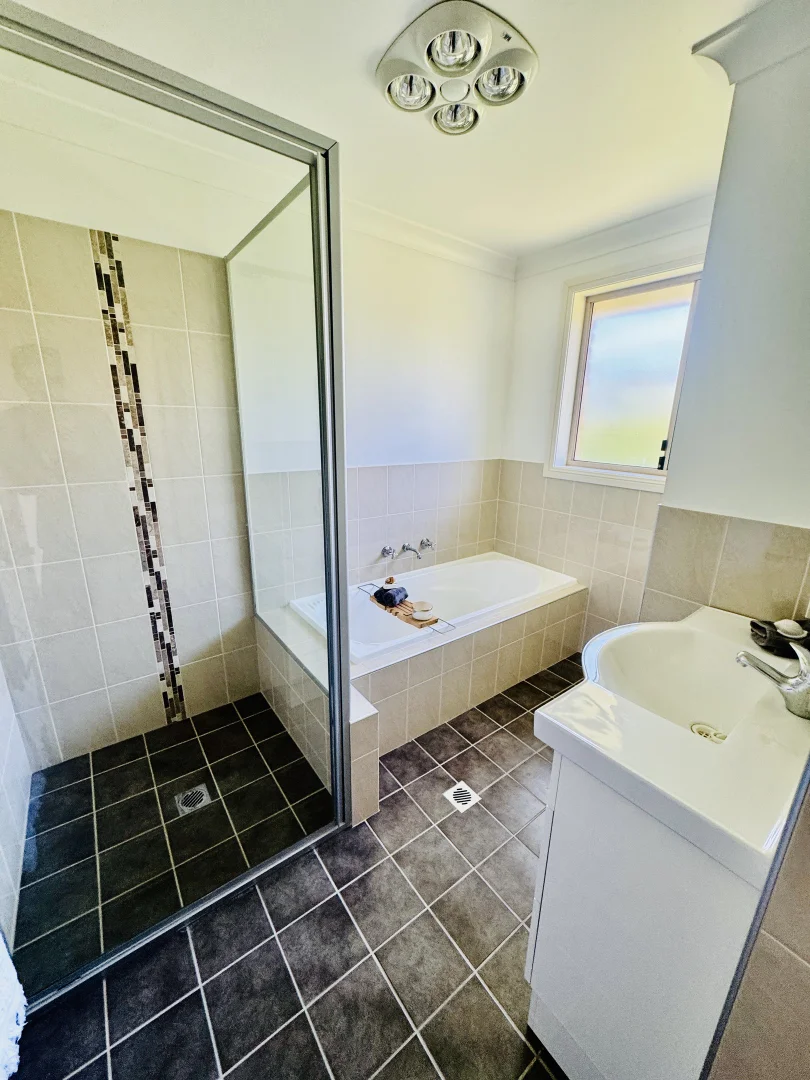 Additional image 9 of 10 Sapphire Street, Orange NSW 2800