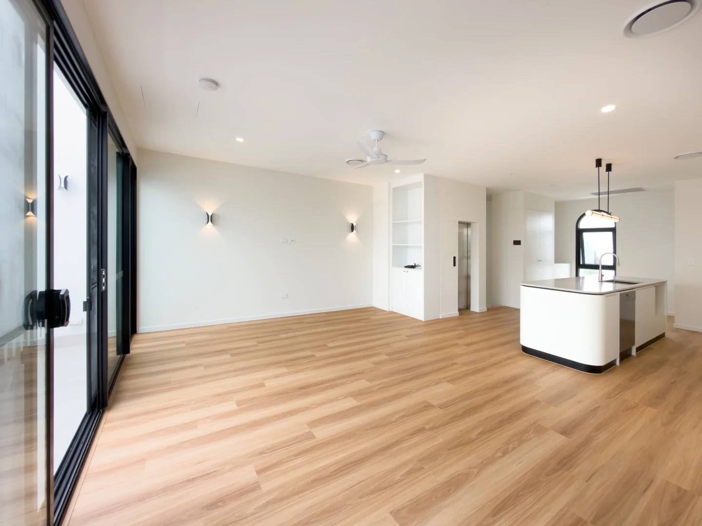 Additional image 4 of Villa 6/2-4 Waterford Court, Bundall QLD 4217