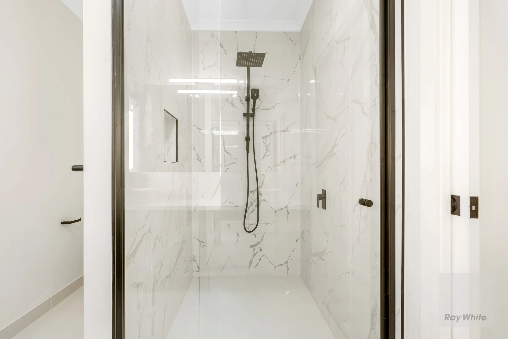 Additional image 25 of 39 Warangal Way, Deanside VIC 3336