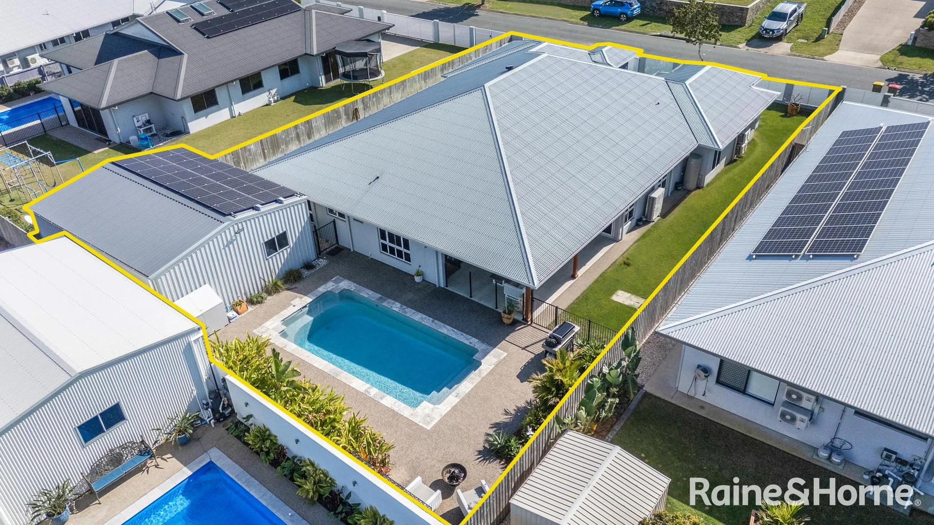 Additional image 2 of 7 Shearwater Street, Shoal Point QLD 4750