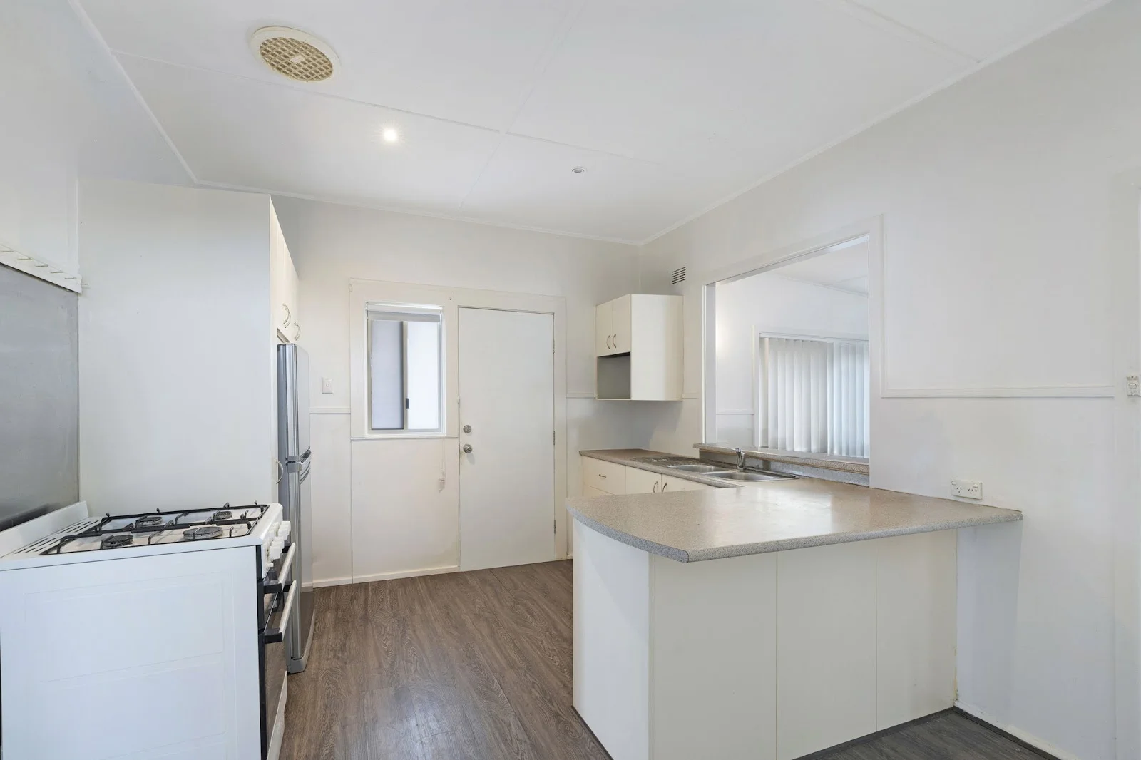 Additional image 4 of 99 Coonanga Avenue, Halekulani NSW 2262