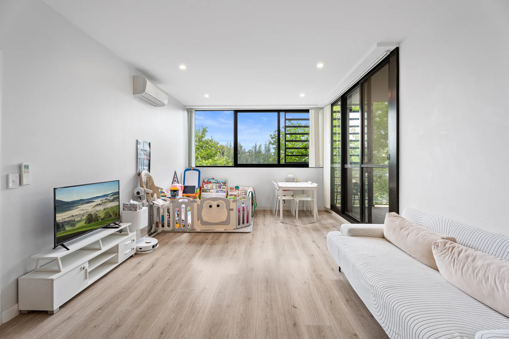 Additional image 2 of 202/81B Lord Sheffield Circuit, Penrith NSW 2750