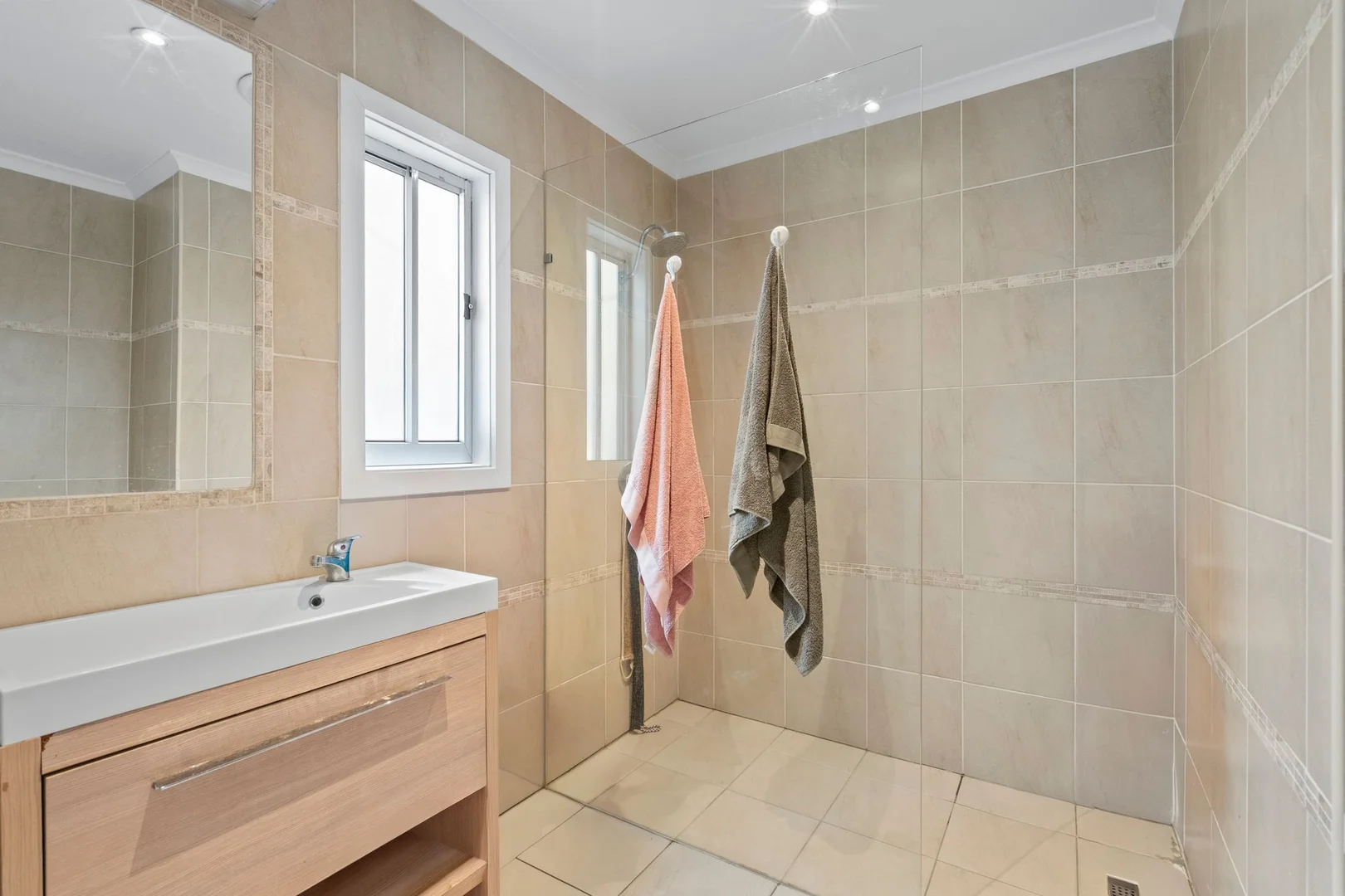 Additional image 12 of 37 MacGregor Terrace, Bardon QLD 4065