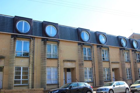 Belmont Street, Kelvinbridge, Glasgow G12
