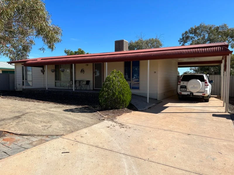 31 Finniss Street, Roxby Downs SA 5725