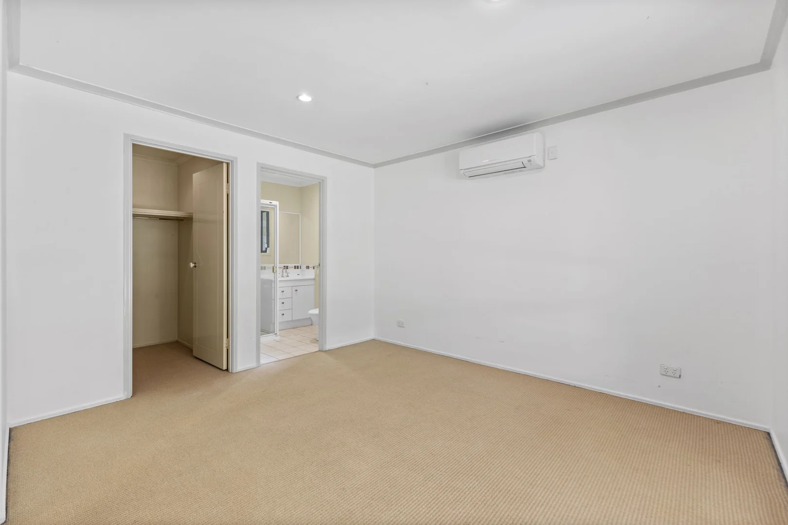 Additional image 14 of 15 Carriage Crescent, Beerburrum QLD 4517