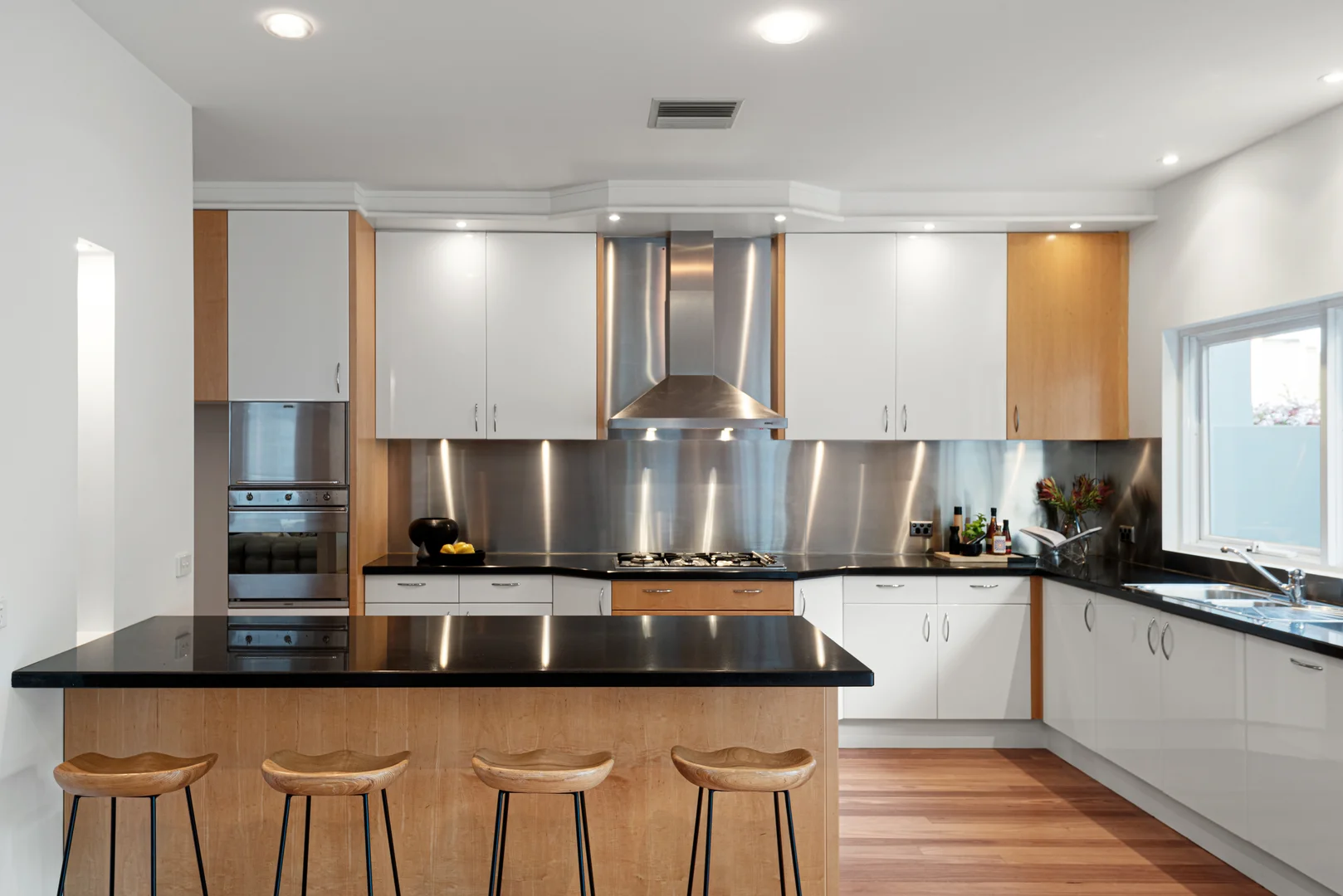 Additional image 8 of 170 Esplanade, Brighton VIC 3186