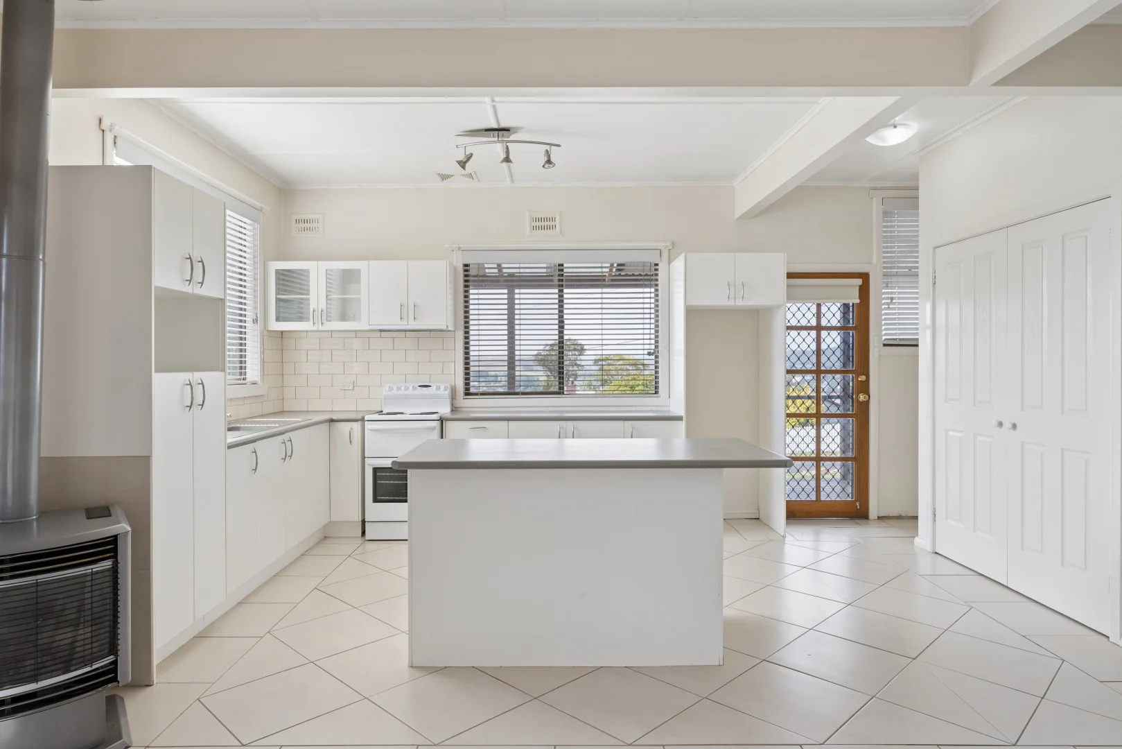 Additional image 3 of 8 Amaroo Street, Cooma NSW 2630