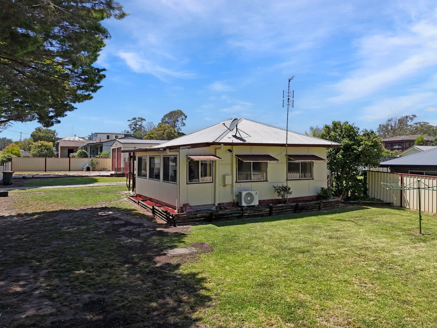 2 Otranto Avenue, Orient Point NSW 2540