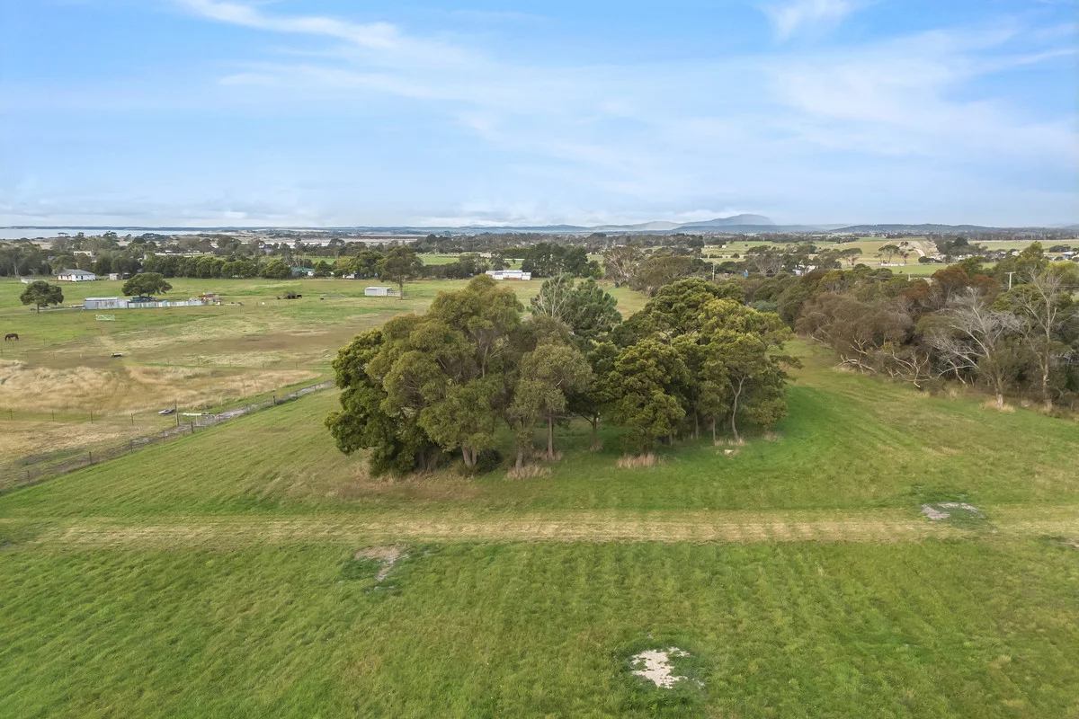 Additional image 6 of 2 & 3/27 Ada Street, Bridport TAS 7262