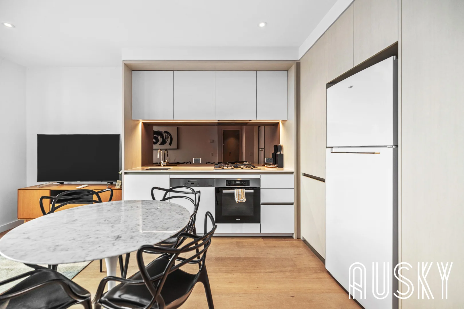 Additional image 2 of 403/915 Collins Street, Docklands VIC 3008