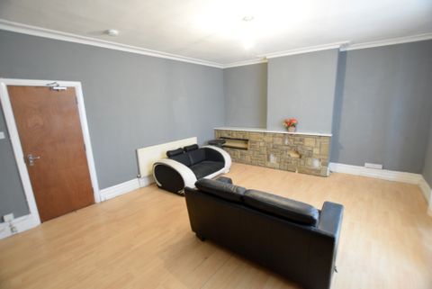 Abbeydale Road, Sheffield, South Yorkshire S7