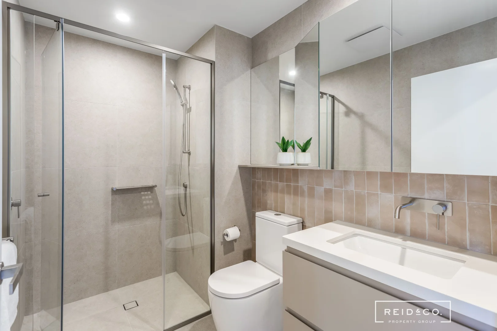 Additional image 21 of 504/16 Woodcliffe Crescent, Woody Point QLD 4019