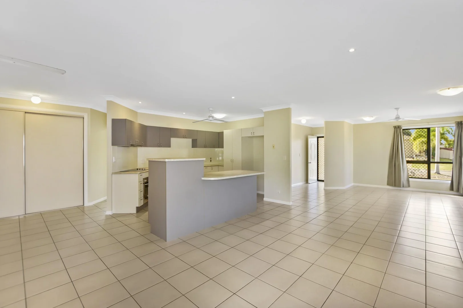 Additional image 3 of 19 Minstrel Court, Bushland Beach QLD 4818