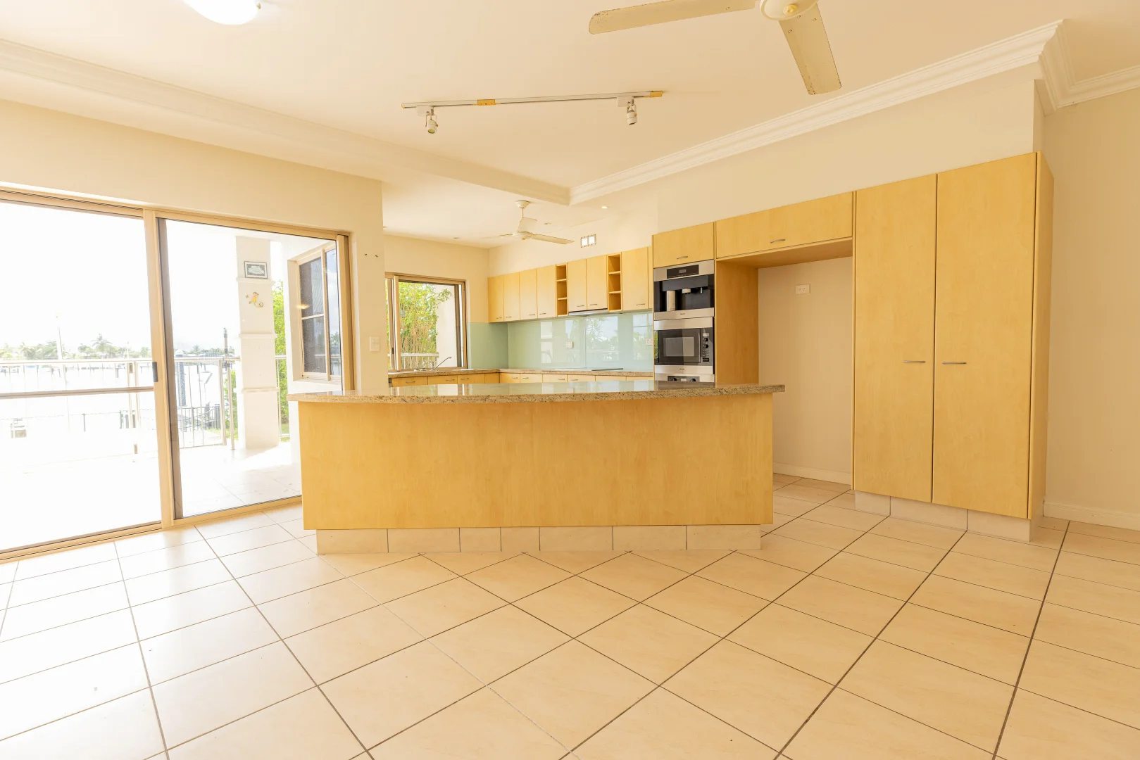 Additional image 11 of Unit 2/23 Poinciana Bvd, Cardwell QLD 4849