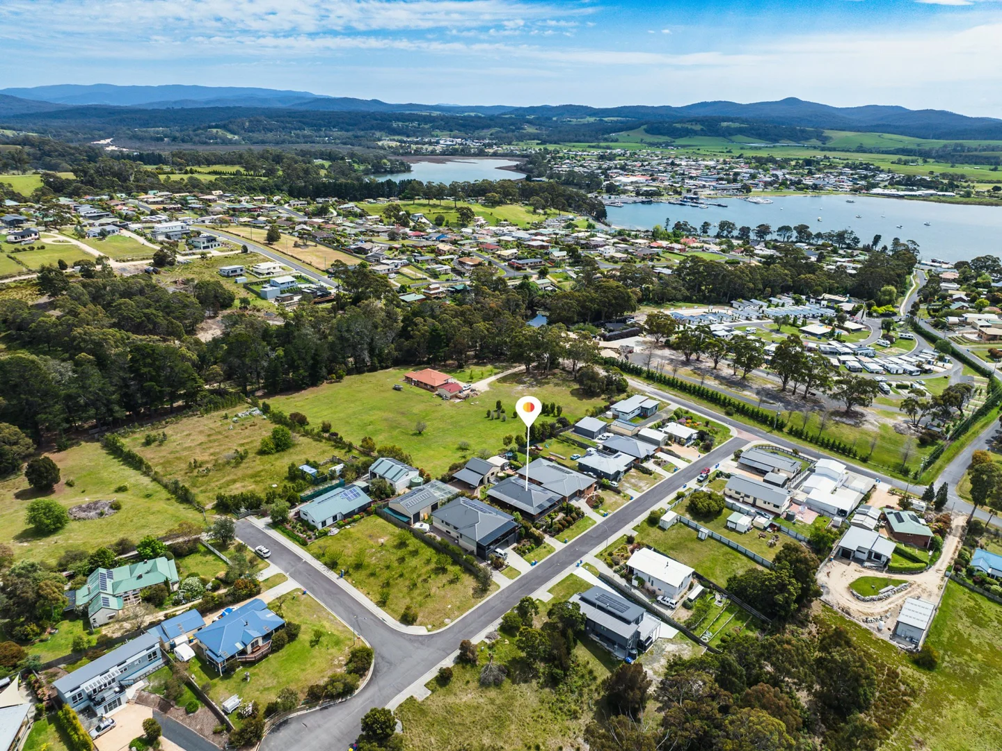 Additional image 34 of 10 Bayvista Rise, St Helens TAS 7216