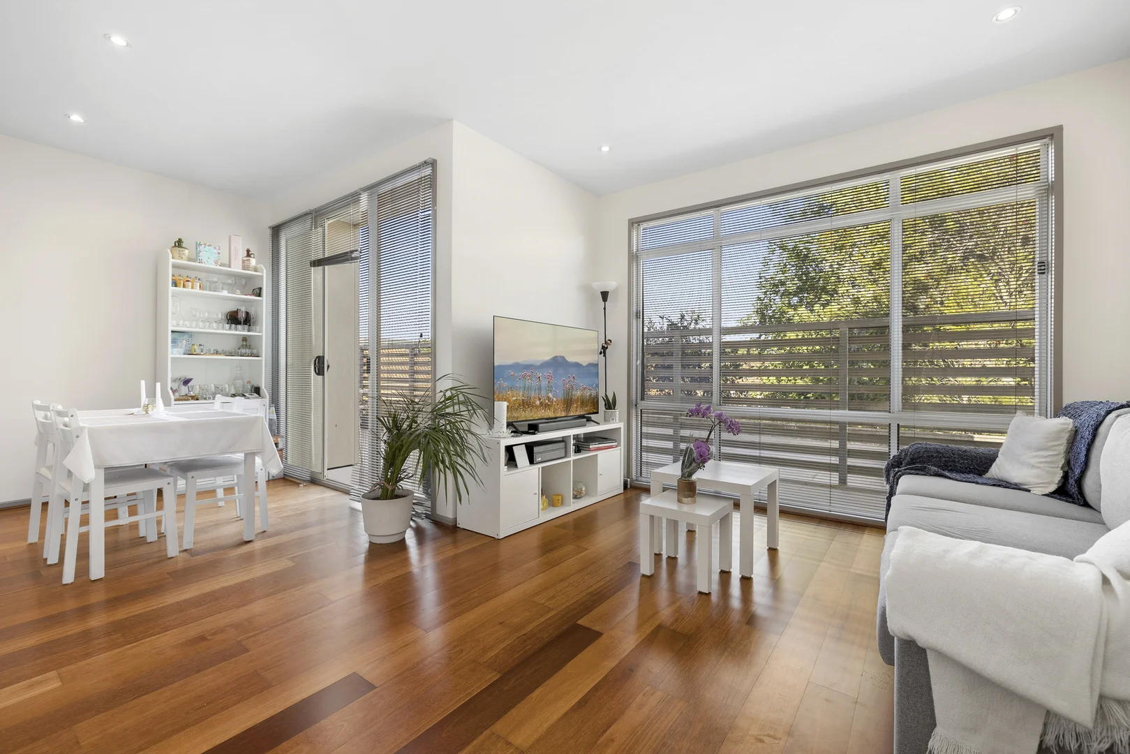 Additional image 2 of 9/100-104 Poath Road, Hughesdale VIC 3166