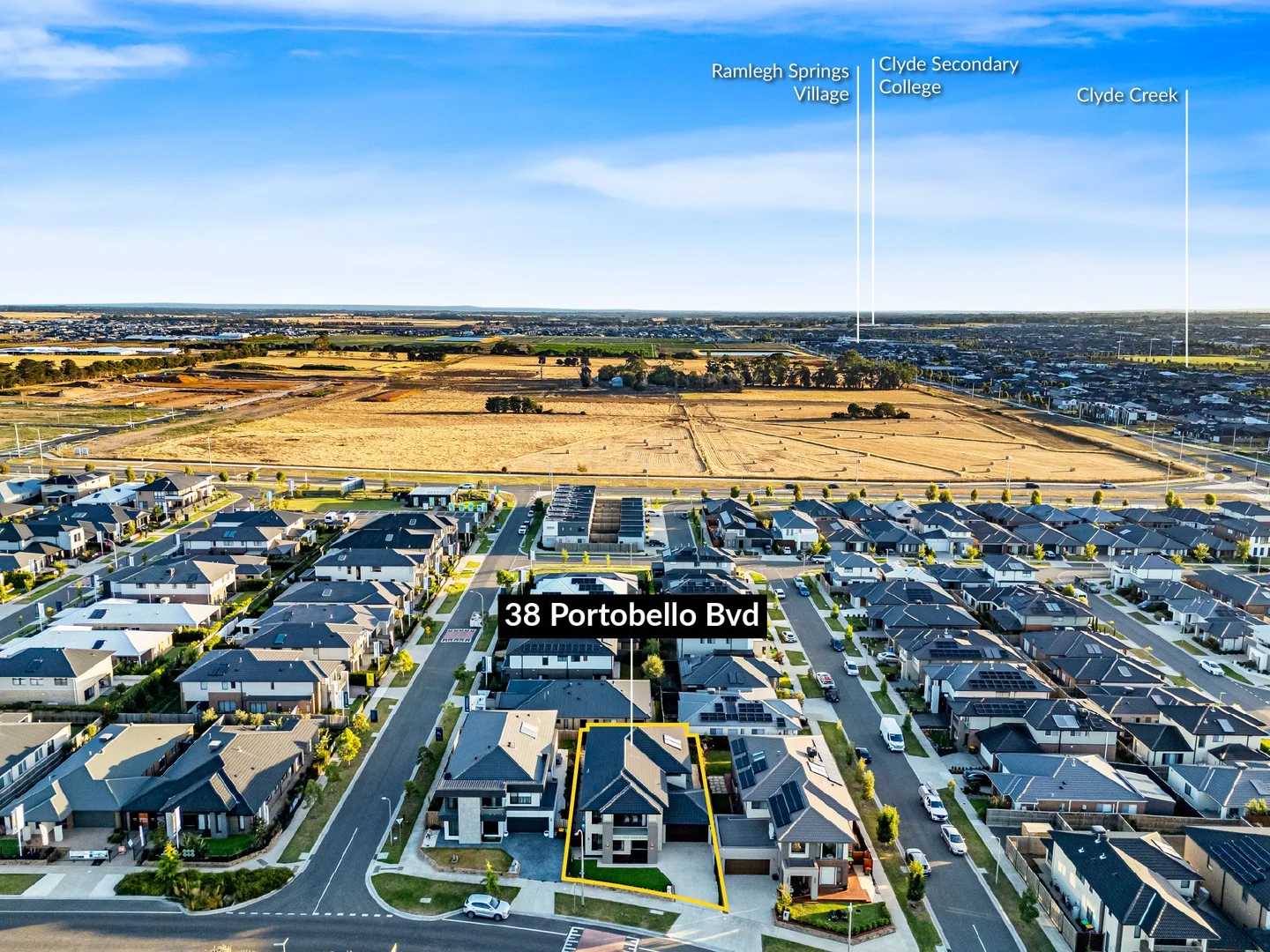 Additional image 29 of 38 Portobello Boulevard, Clyde North VIC 3978