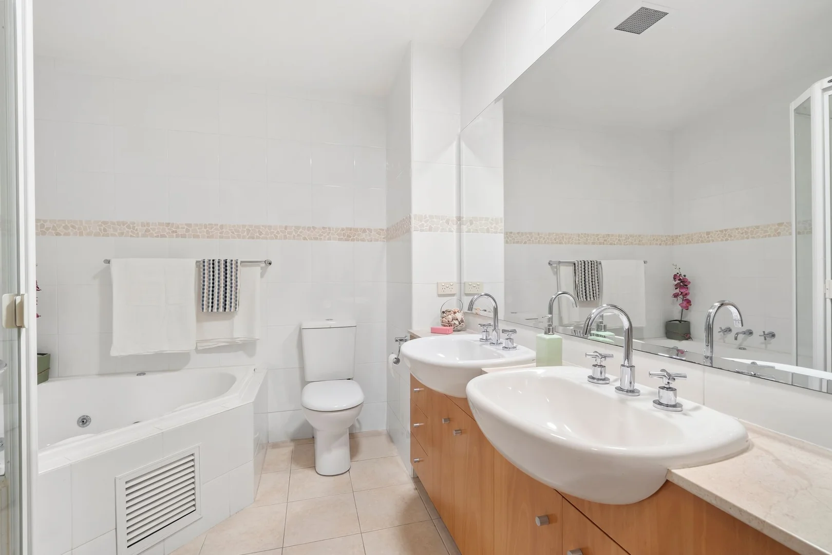 Additional image 7 of 203/60 Parkland Road, Mona Vale NSW 2103