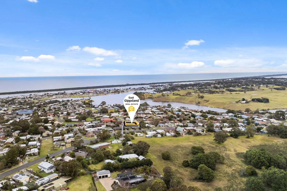 Additional image 33 of 12 Bronsdon Street, Lakes Entrance VIC 3909