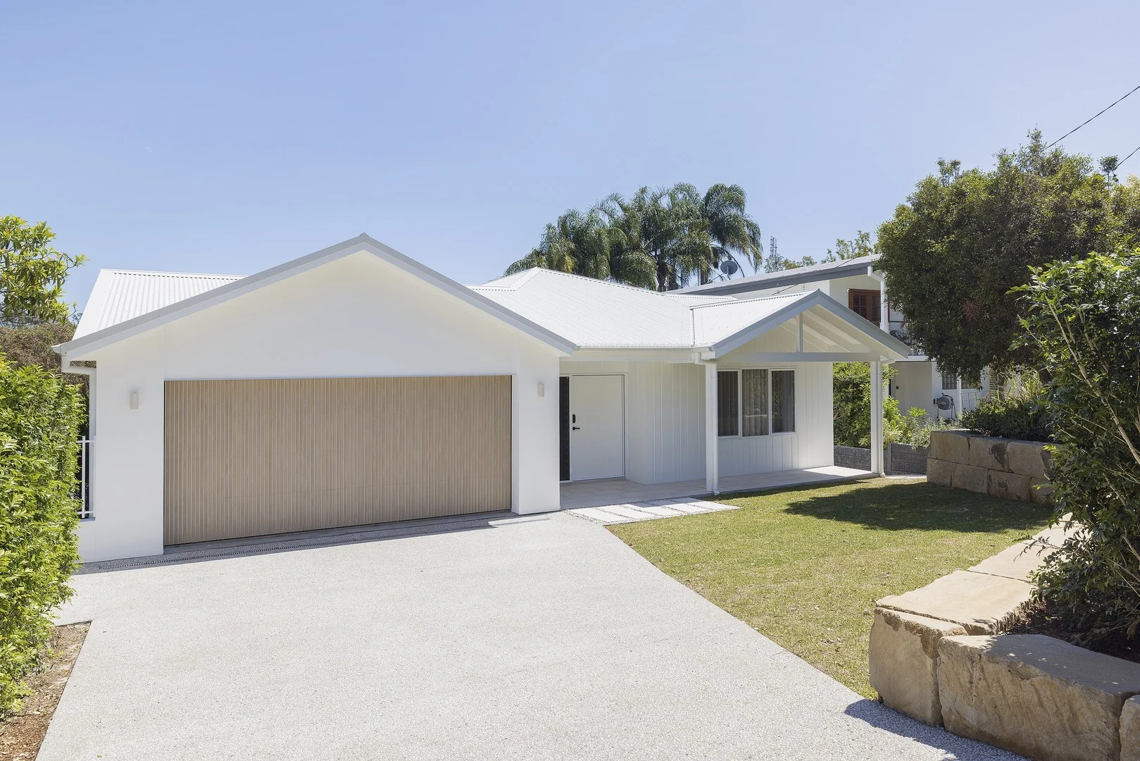 12 Upton Street, Soldiers Point NSW 2317