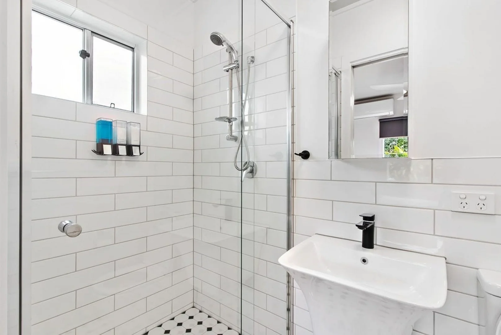 Additional image 11 of 2/14 Melody street, Mermaid Waters QLD 4218