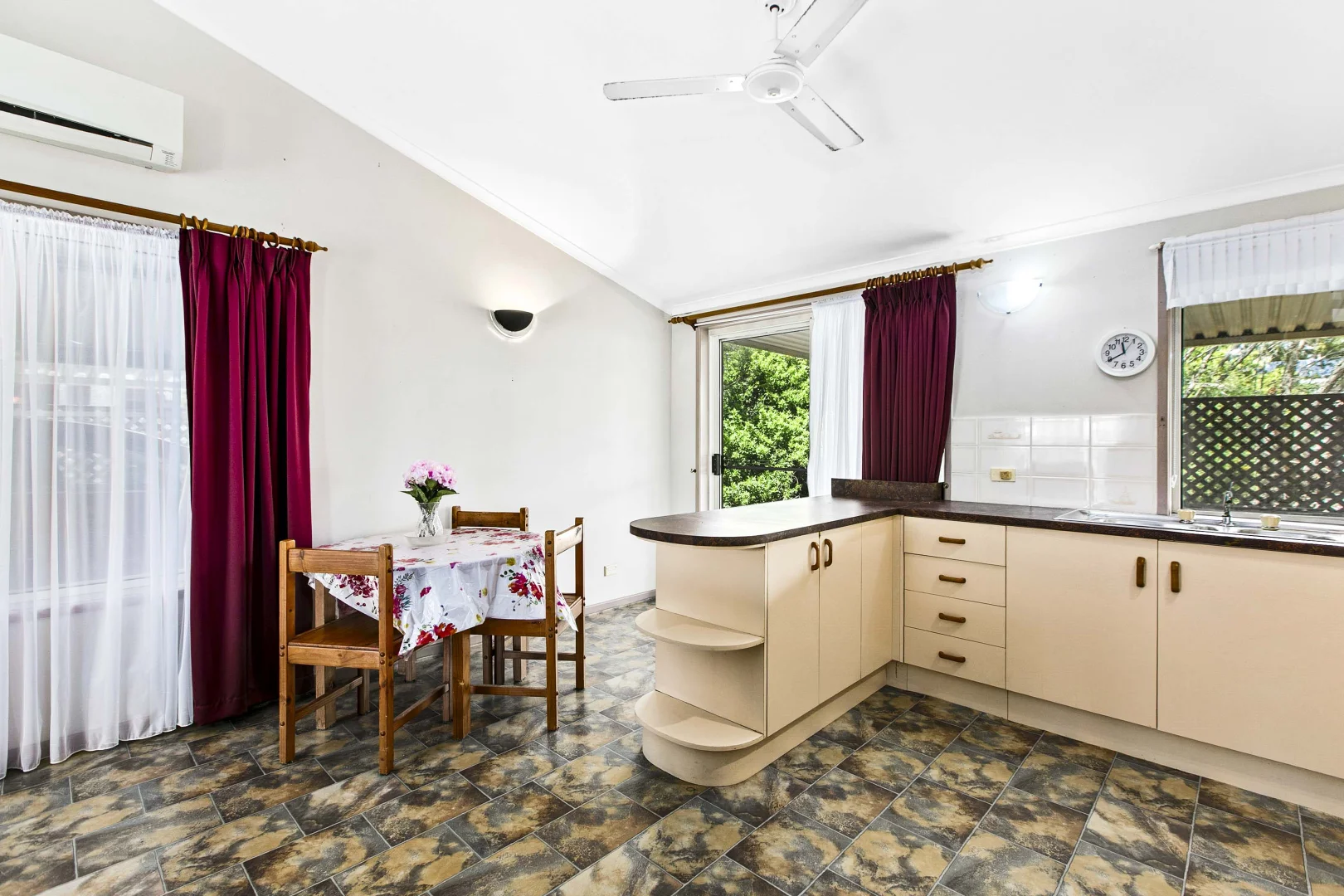 Additional image 5 of 11 Tingira Terrace, Scarness QLD 4655