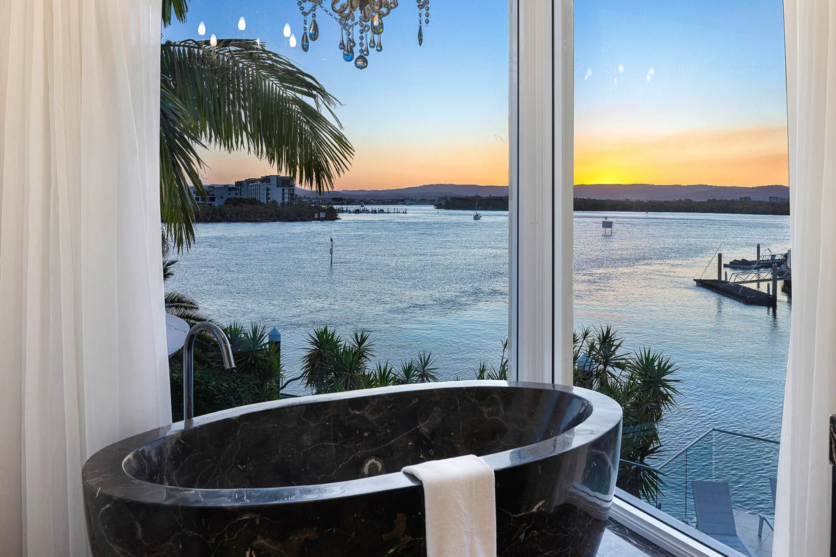 Additional image 24 of 31 Hampton Court, Sovereign Islands QLD 4216