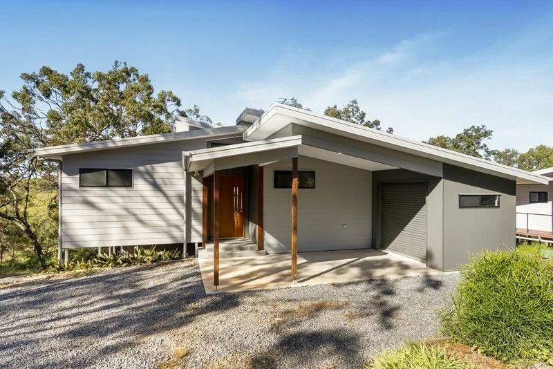 22 Timothy St, Macleay Island QLD 4184