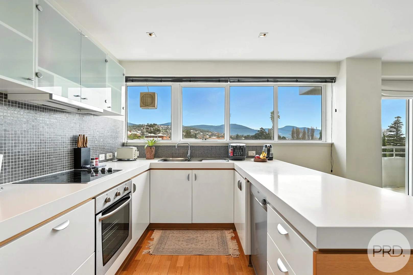 Additional image 9 of 5/33 Tower Road, New Town TAS 7008