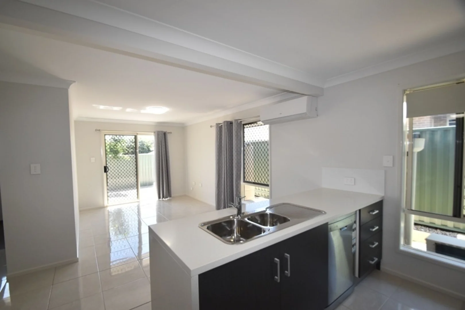 Additional image 9 of 8-10 Link Street, North Toowoomba QLD 4350