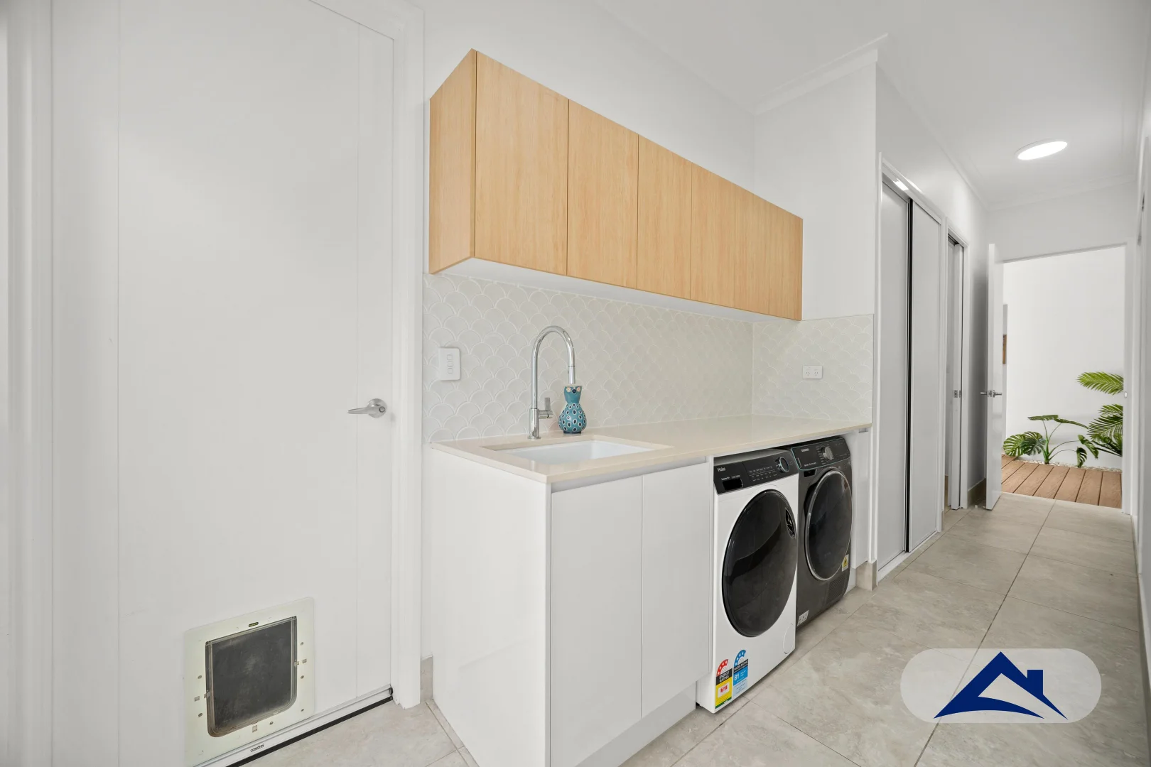 Additional image 20 of 4 Angel Close, Kanimbla QLD 4870