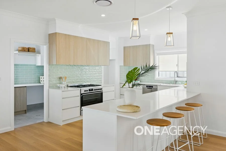 17 CRAFT STREET, Lake Albert NSW 2650