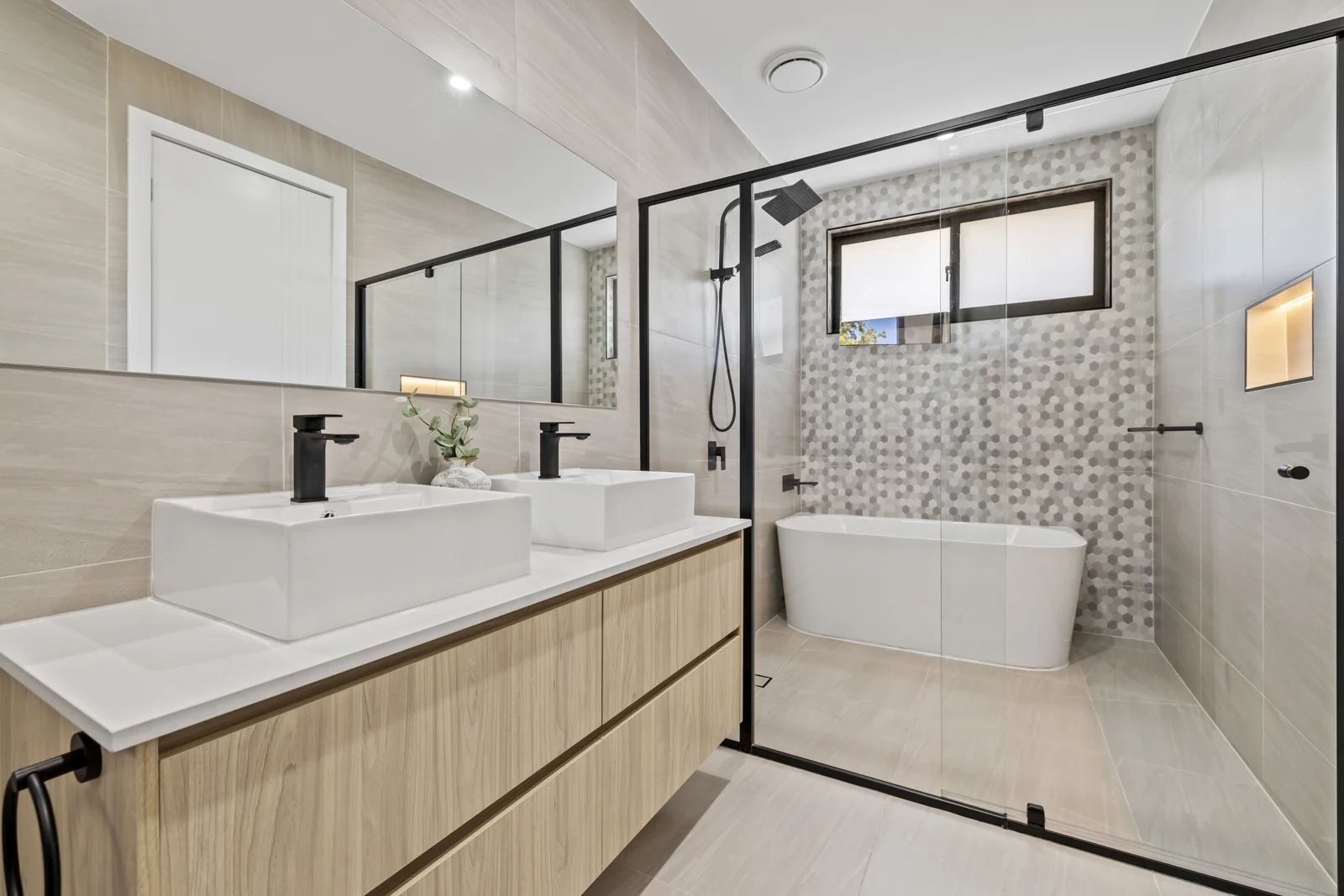 Additional image 9 of 1/17 Elmhurst Road, Blackburn VIC 3130