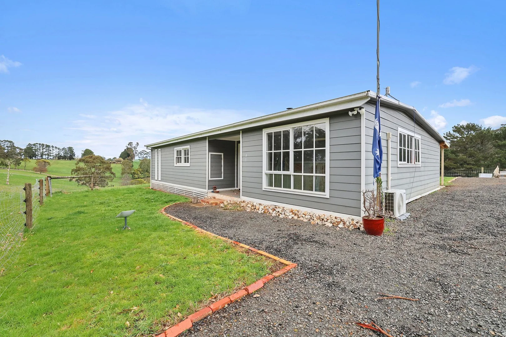 Additional image 2 of 2675 Willow Grove Road, Hill End VIC 3825