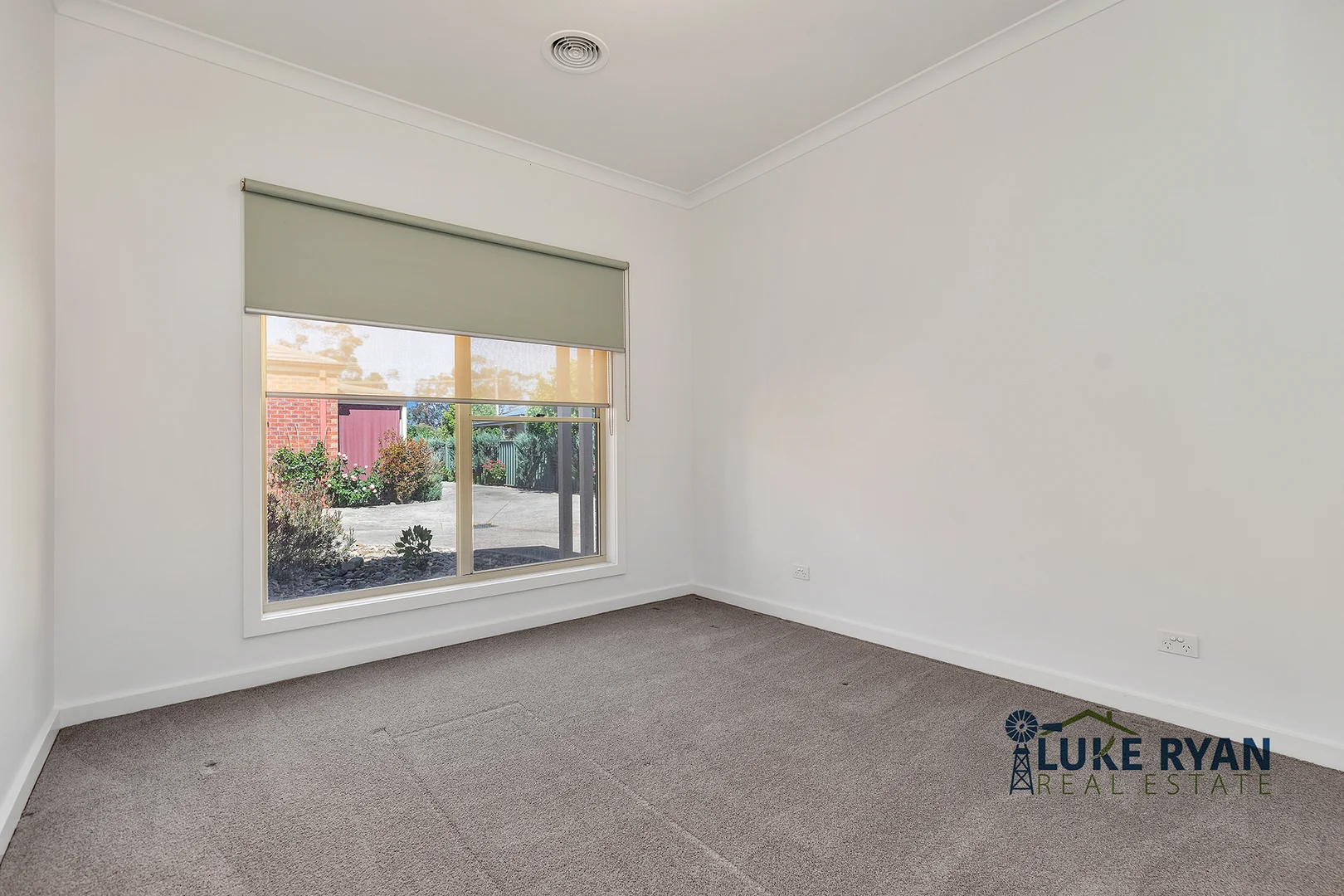 Additional image 6 of 3/30 Echuca Road, Rochester VIC 3561