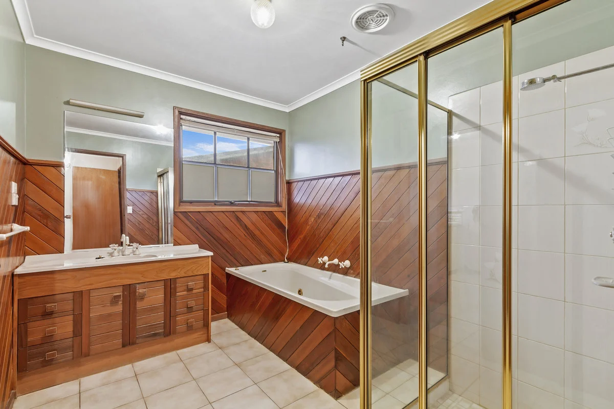 Additional image 11 of 12 Bronsdon Street, Lakes Entrance VIC 3909